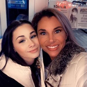 Meet your Posher, Ashlin